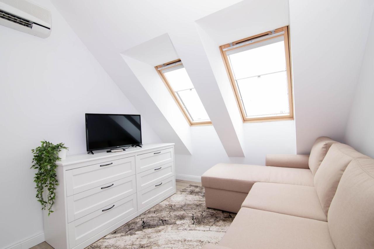 Bliznatsi Four Seasons Apartment - Oasis Beach Resort מראה חיצוני תמונה