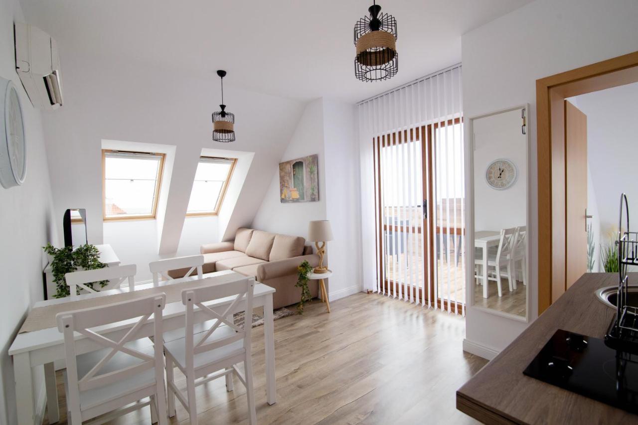 Bliznatsi Four Seasons Apartment - Oasis Beach Resort מראה חיצוני תמונה