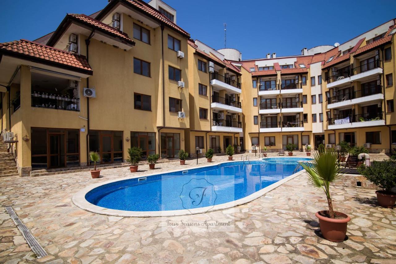 Bliznatsi Four Seasons Apartment - Oasis Beach Resort מראה חיצוני תמונה