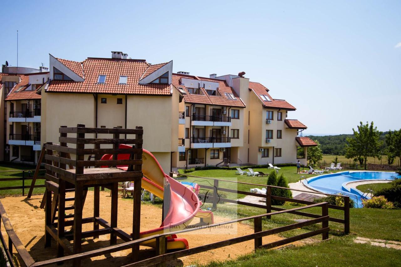 Bliznatsi Four Seasons Apartment - Oasis Beach Resort מראה חיצוני תמונה